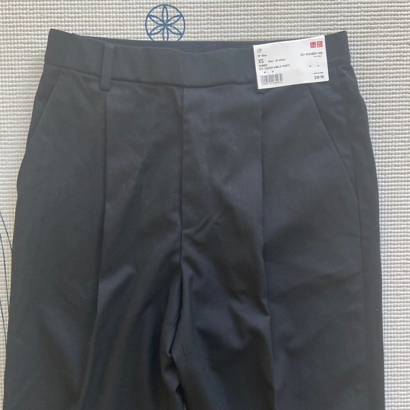 Uniqlo women black EZY Tucked ankle trousers - Picture 5 of 10